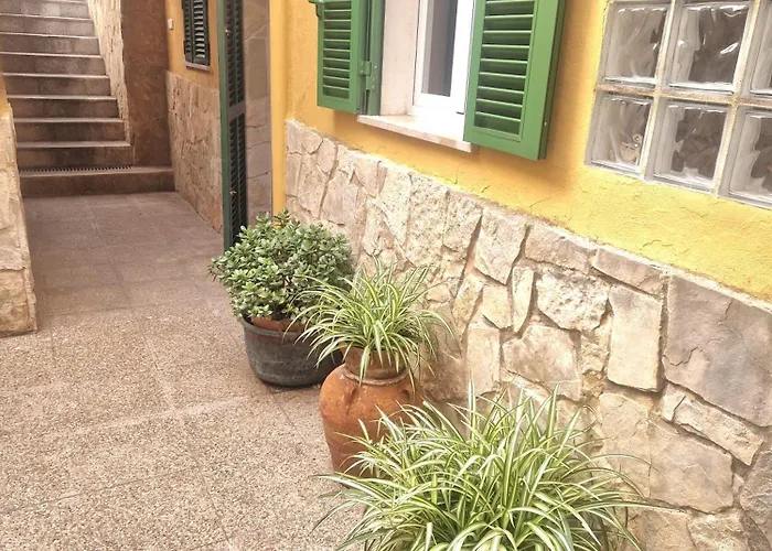 Sotio, Village House In Campanet